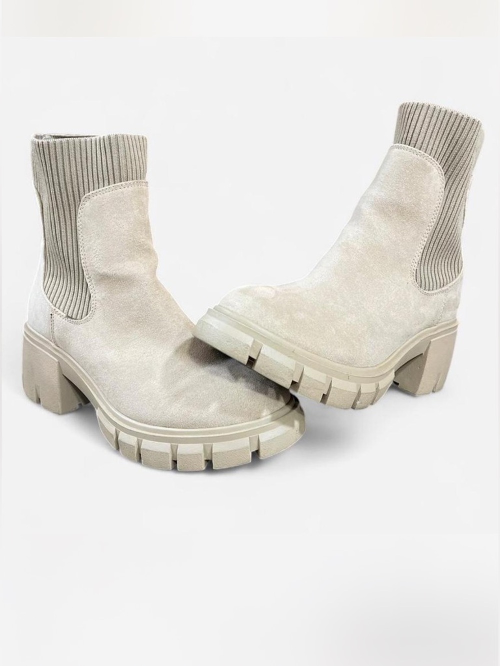 Sincerly Jules Chunky Chelsea Ankle Boots in Cream